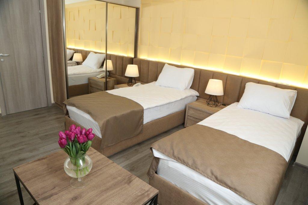 Mandarin Hotel Yerevan Luaran gambar