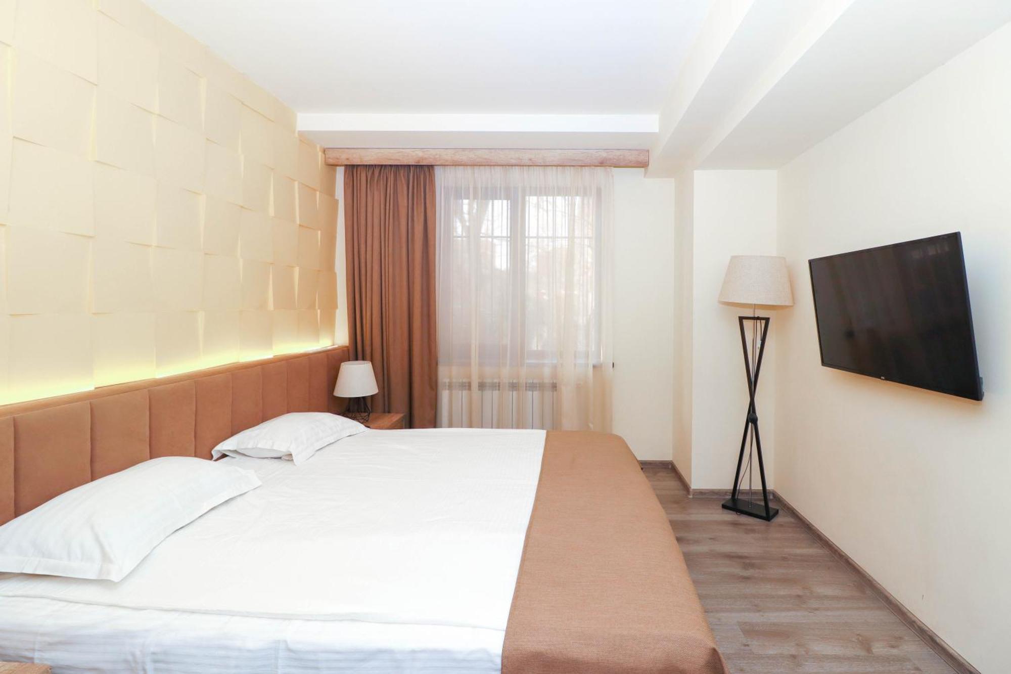 Mandarin Hotel Yerevan Luaran gambar